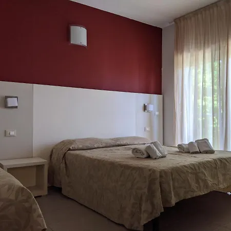 Fiorita Apartahotel 3*